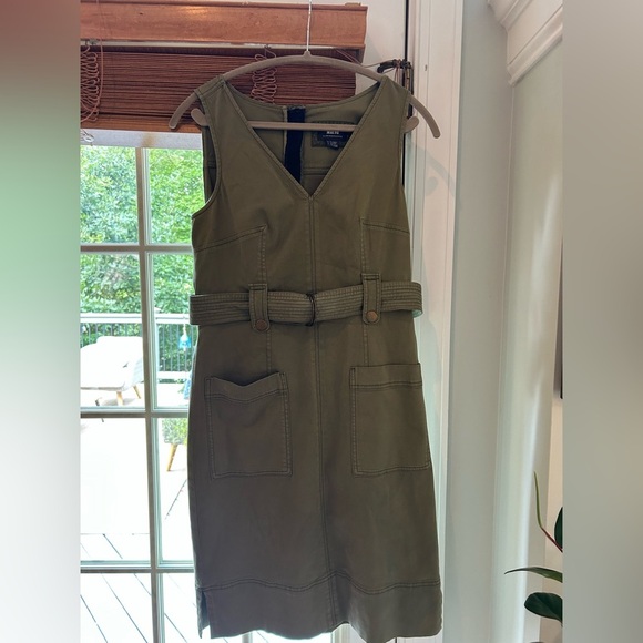 Maeve Green Denim Dress Belt V Neck Midi Length Size 6 (fits snug like a 4) - Picture 1 of 16